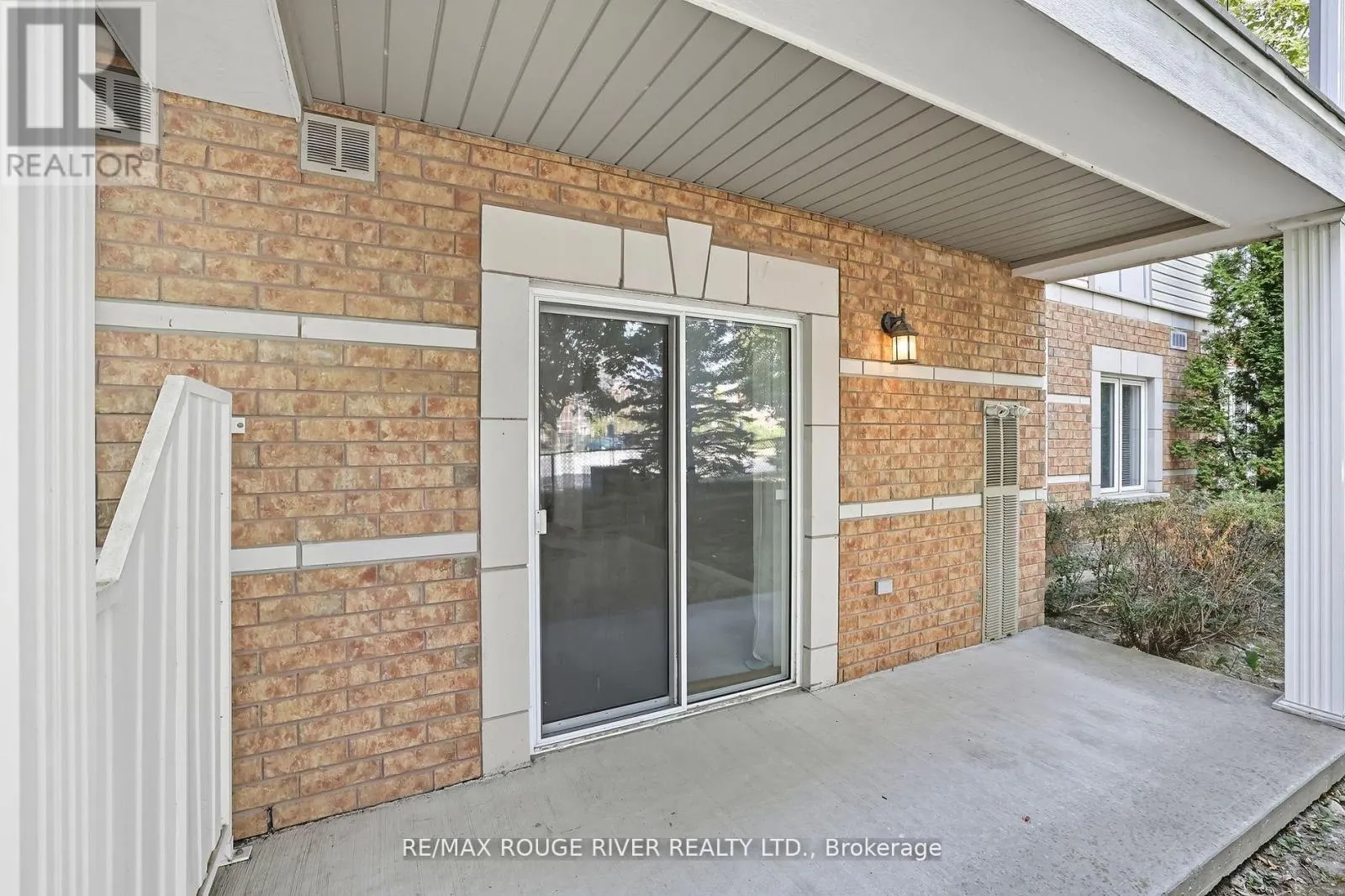 104 - 120 ASPEN SPRINGS DRIVE, #104