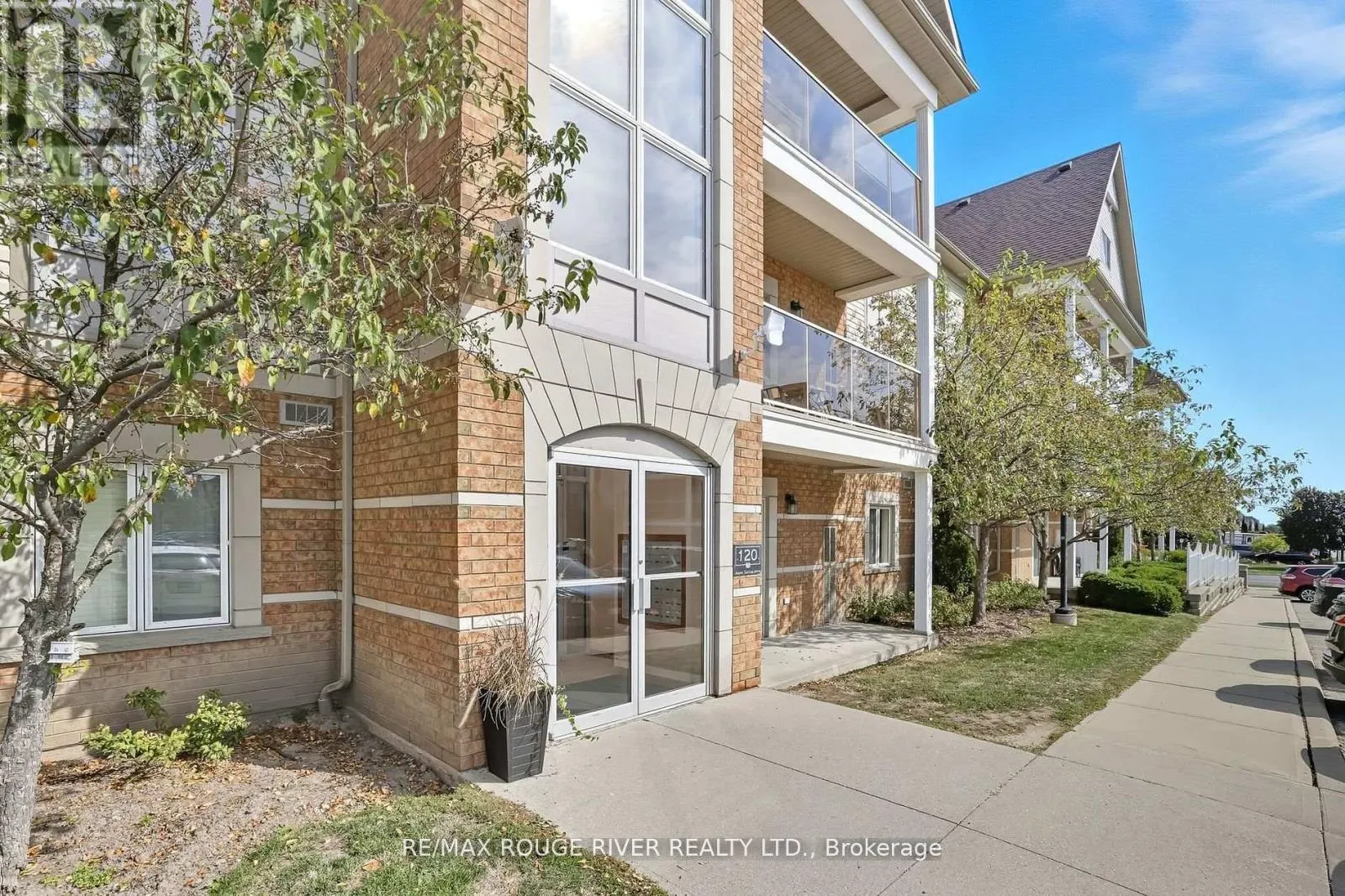 104 - 120 ASPEN SPRINGS DRIVE, #104