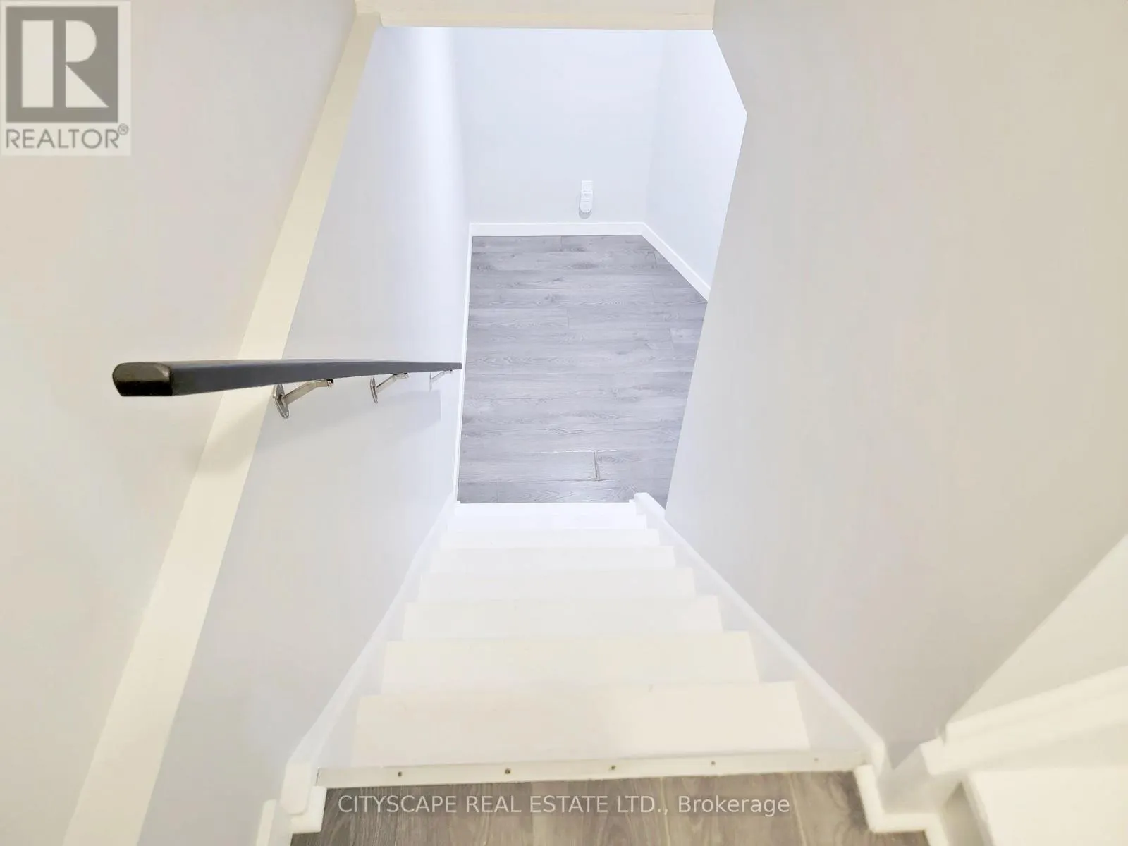15 HARTSFIELD DRIVE