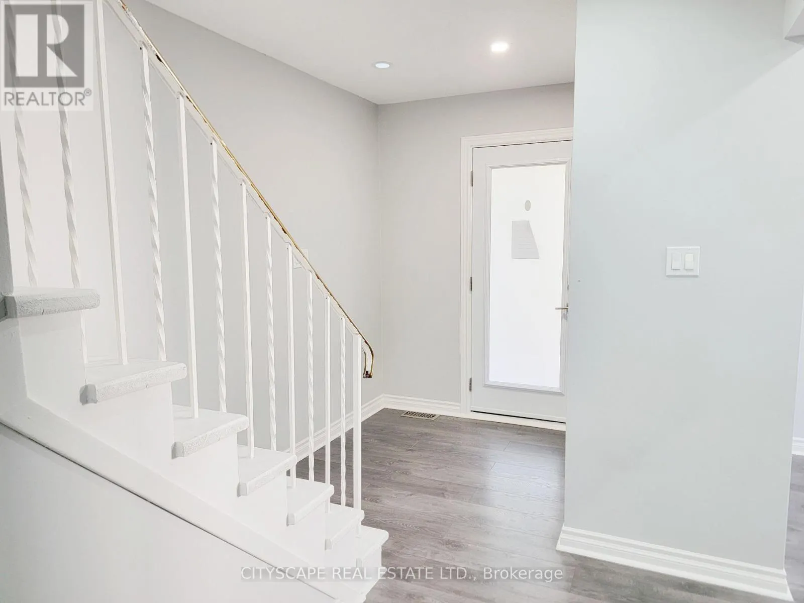 15 HARTSFIELD DRIVE
