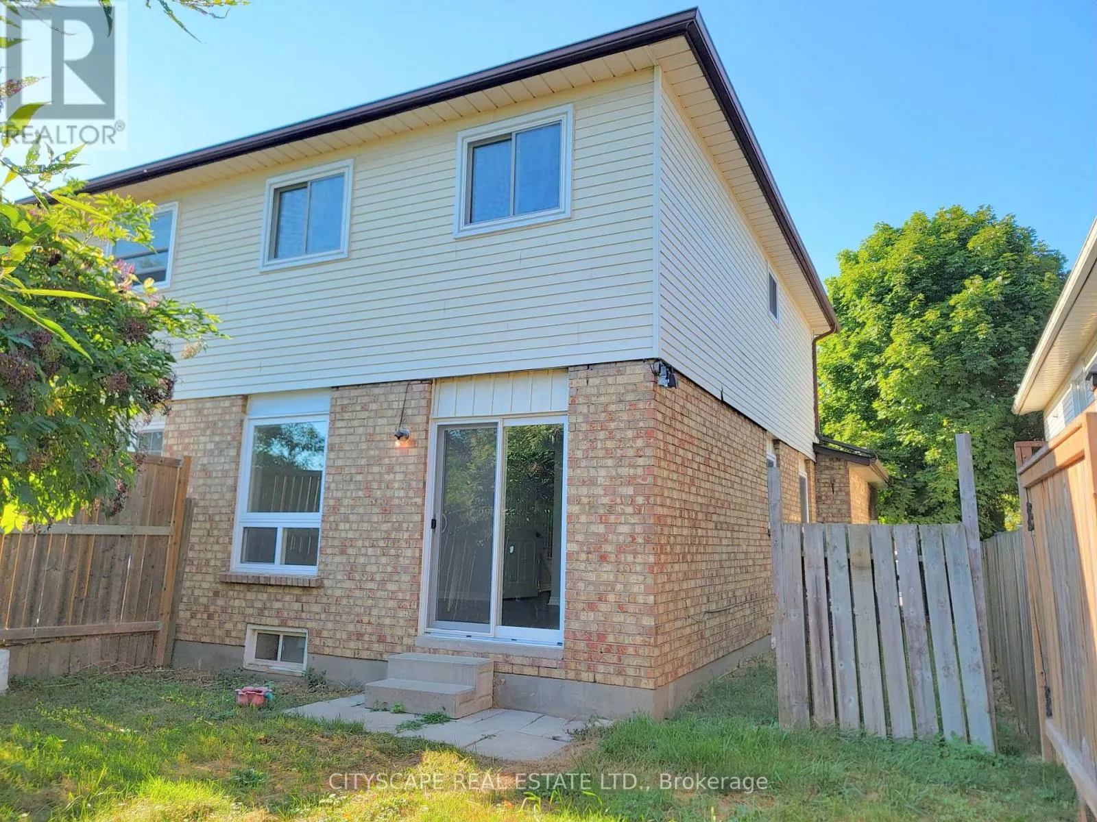 15 HARTSFIELD DRIVE