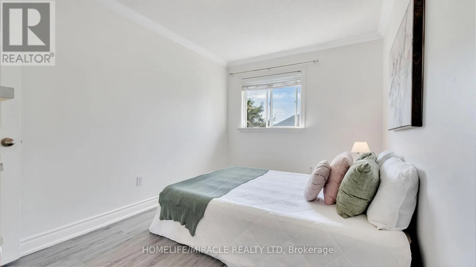 40 LANDERVILLE LANE