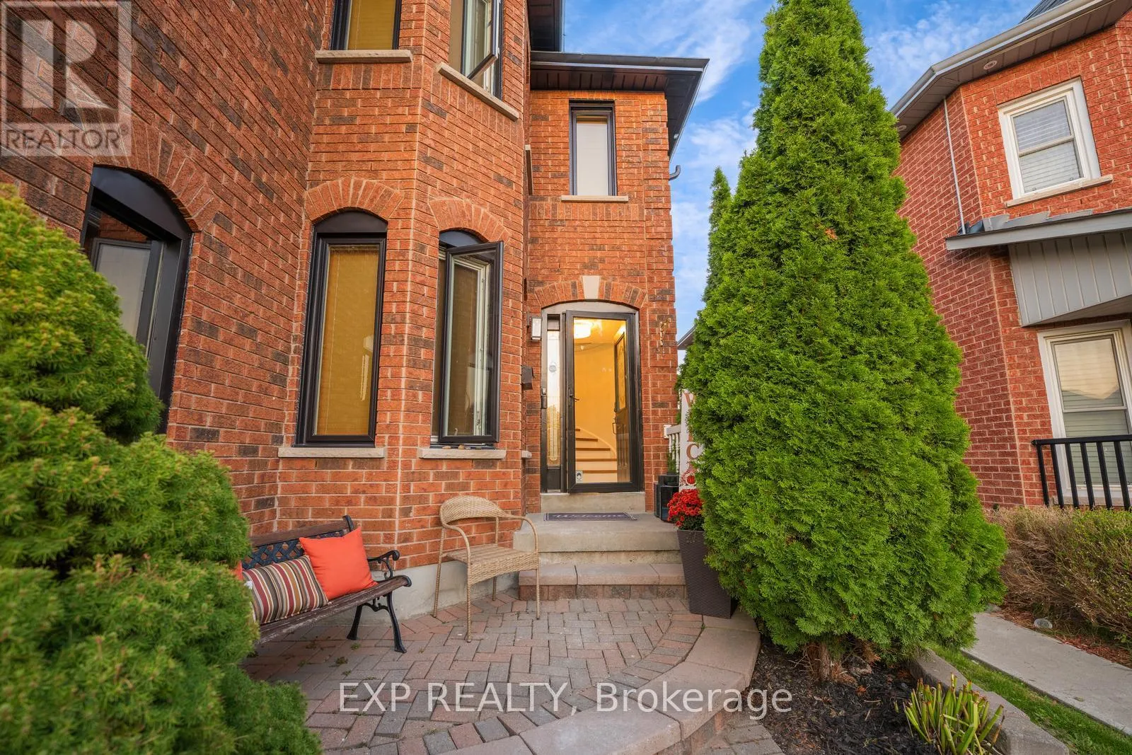 33 HARTRICK PLACE