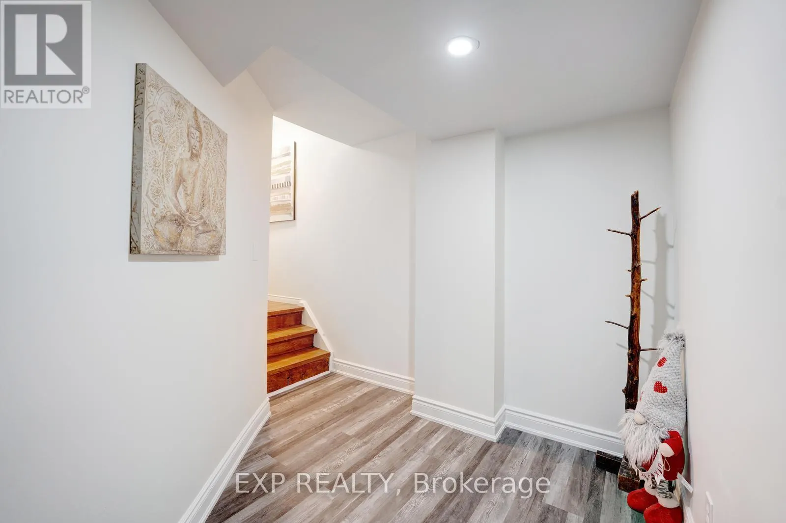 33 HARTRICK PLACE