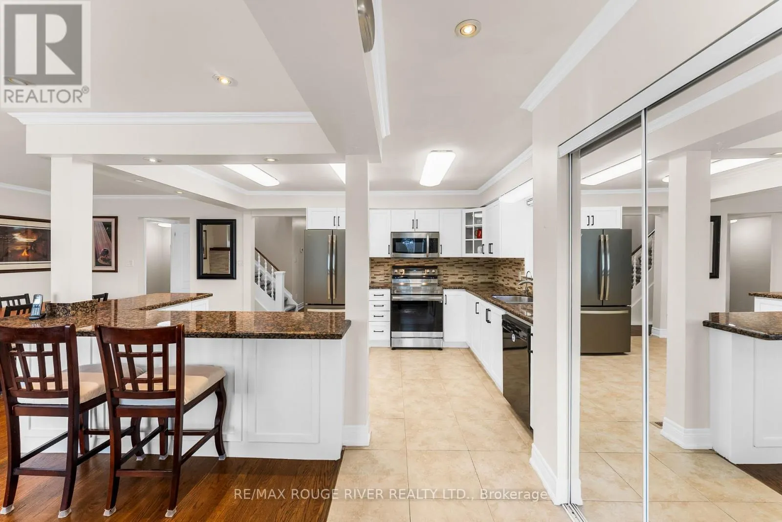 22 TWEEDROCK CRESCENT