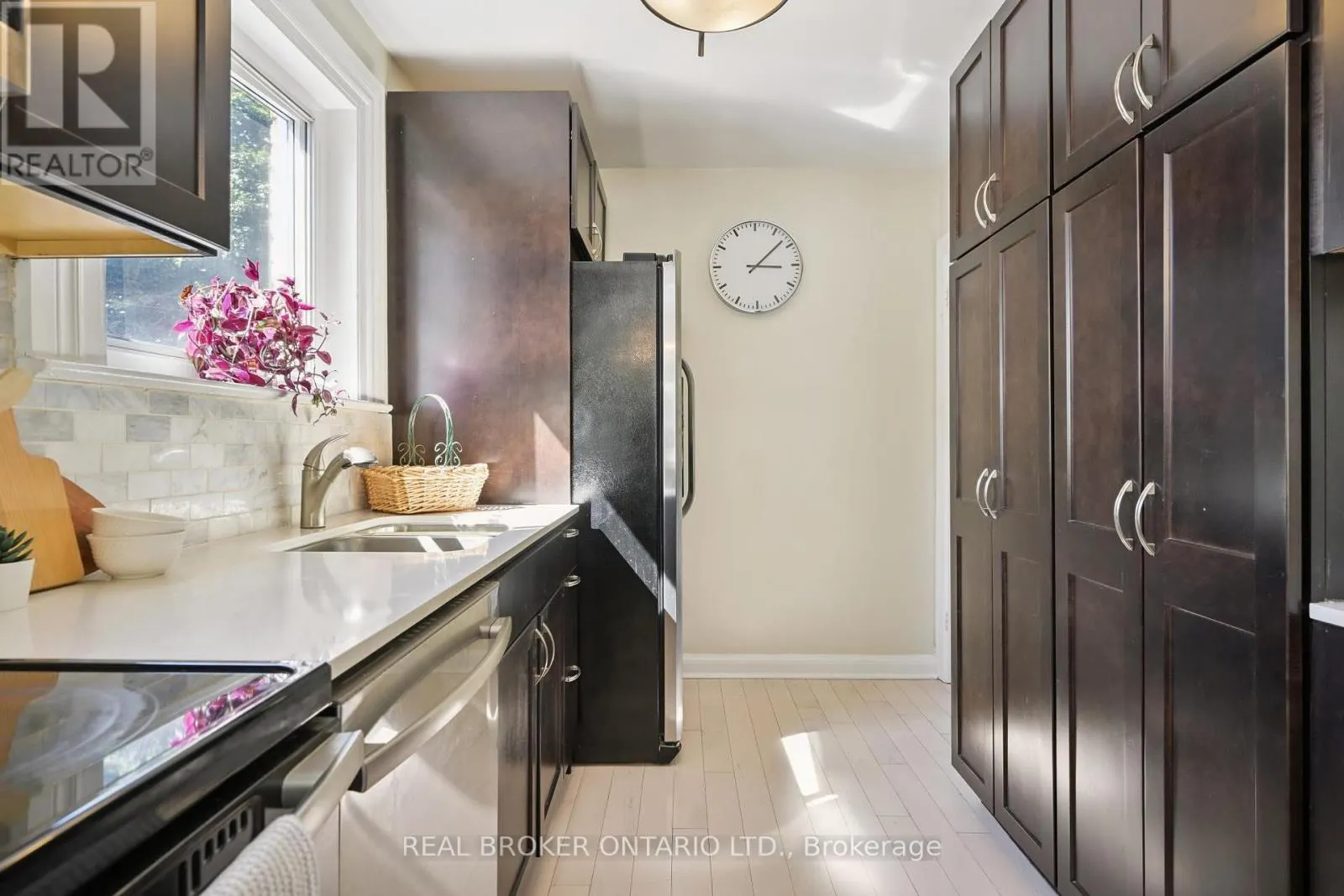 28 GALBRAITH AVENUE