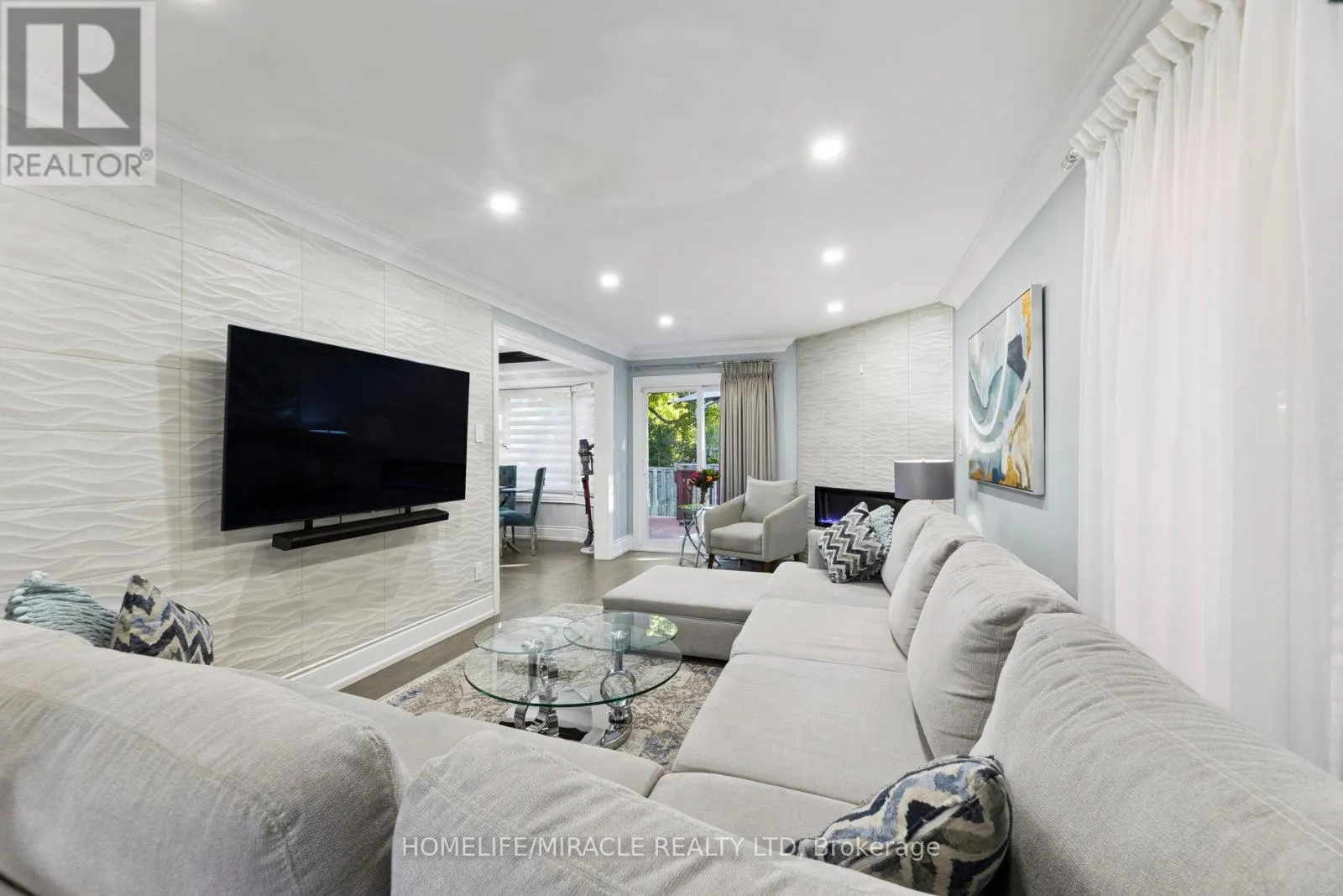 33 RITCHIE AVENUE