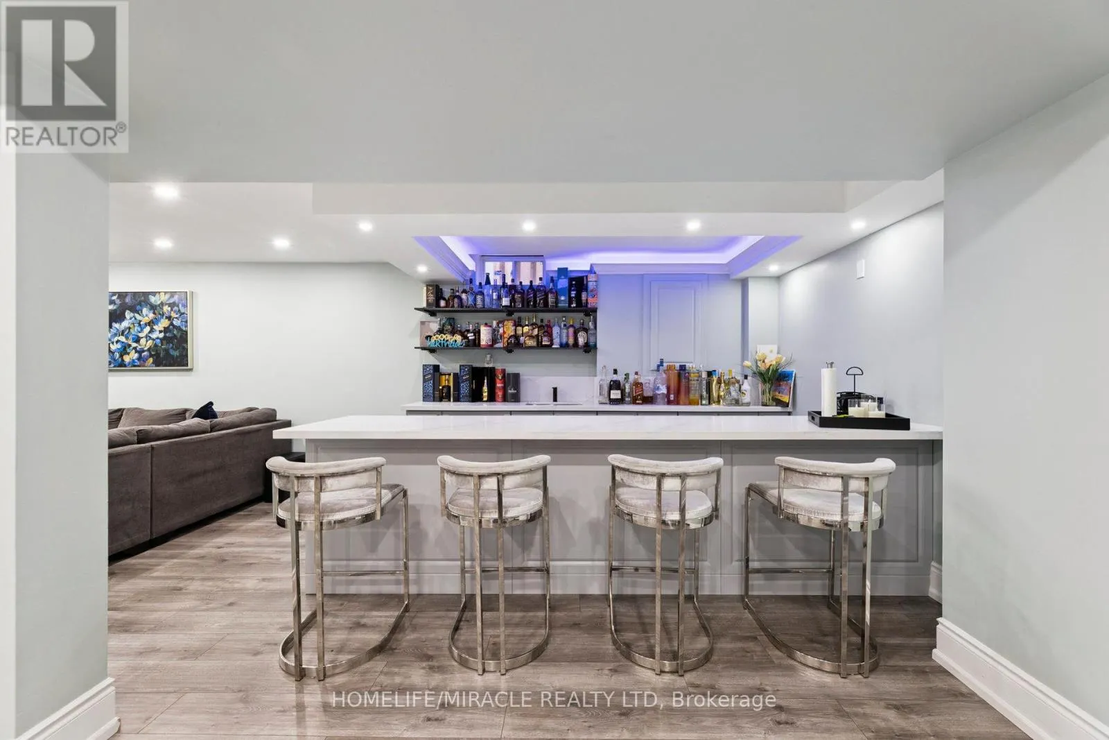 33 RITCHIE AVENUE