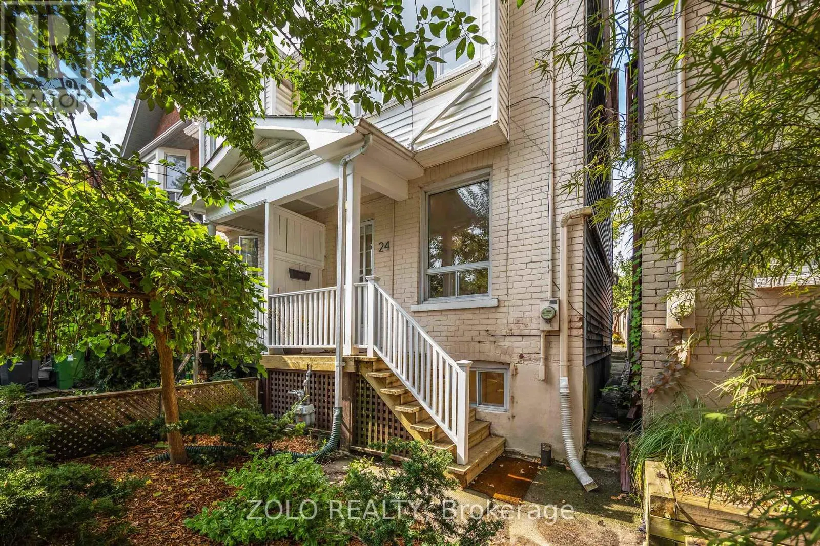 24 POUCHER STREET