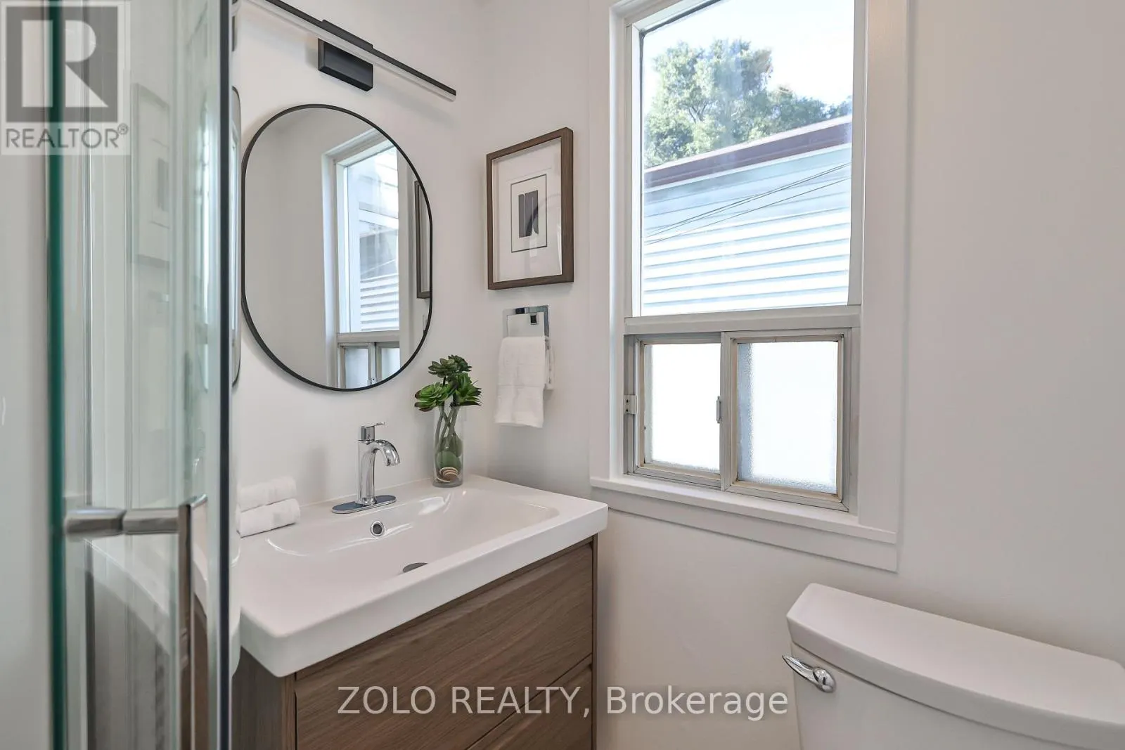24 POUCHER STREET
