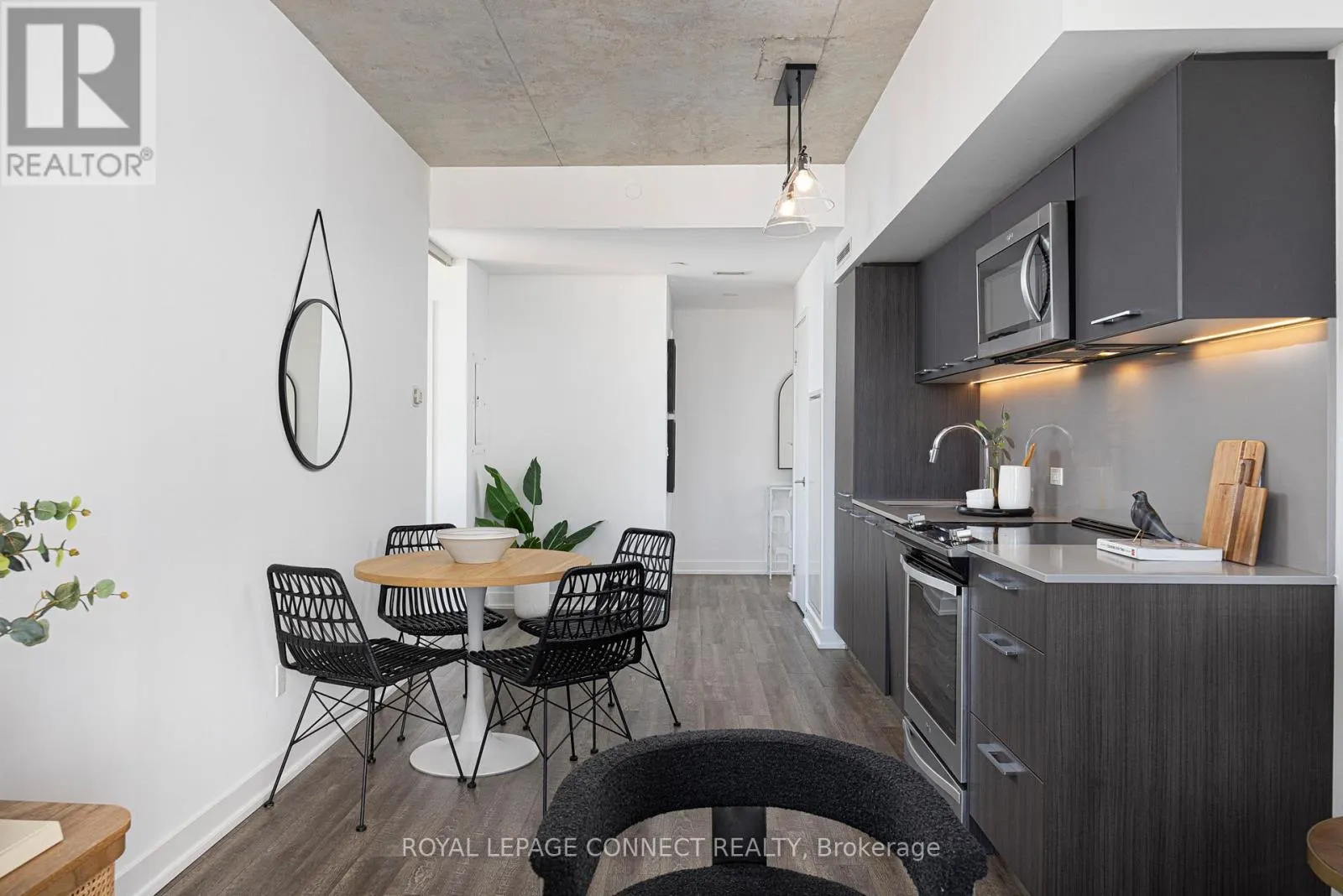 710 - 25 BASEBALL PLACE
