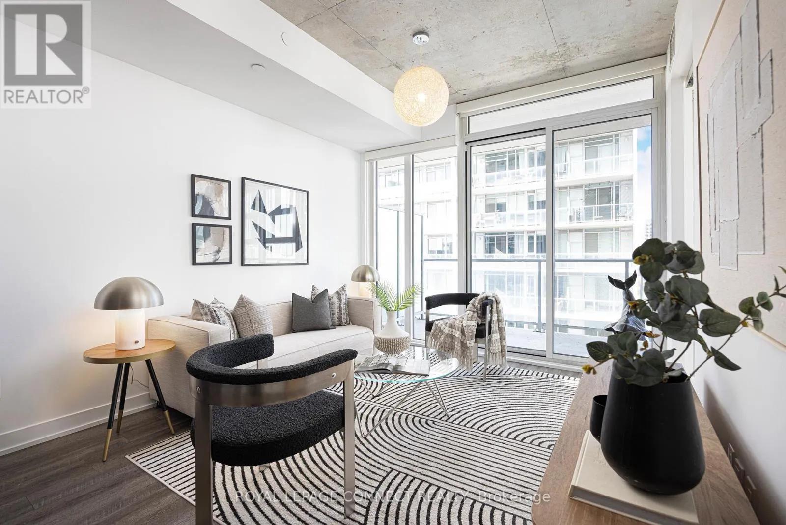 710 - 25 BASEBALL PLACE