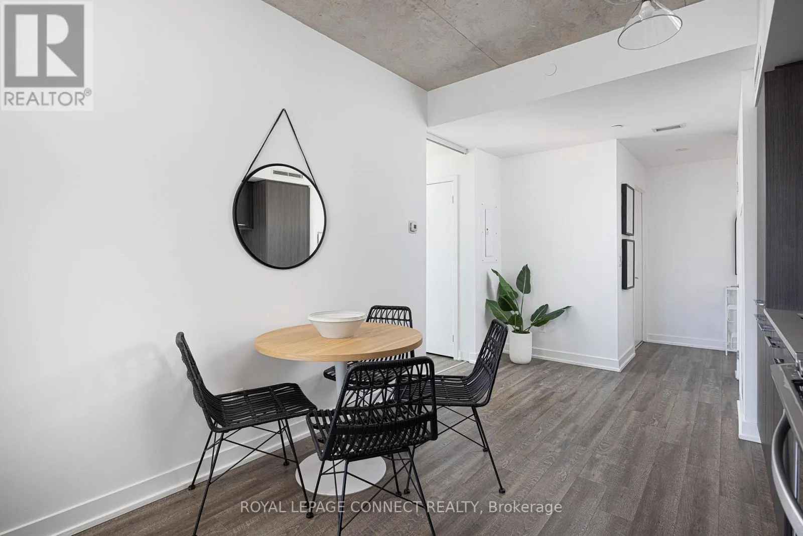 710 - 25 BASEBALL PLACE