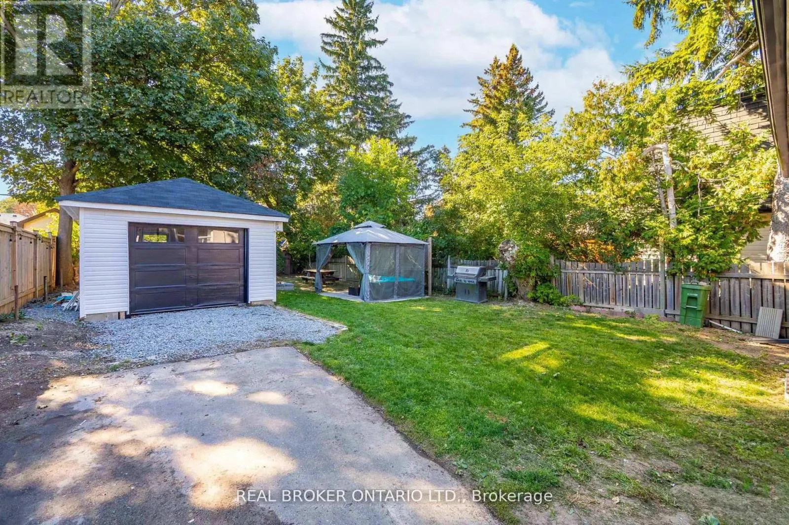 30 PRESLEY AVENUE