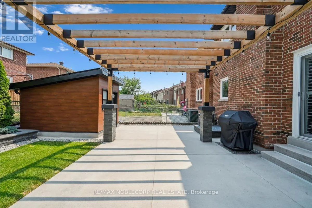 77 CRAYFORD DRIVE