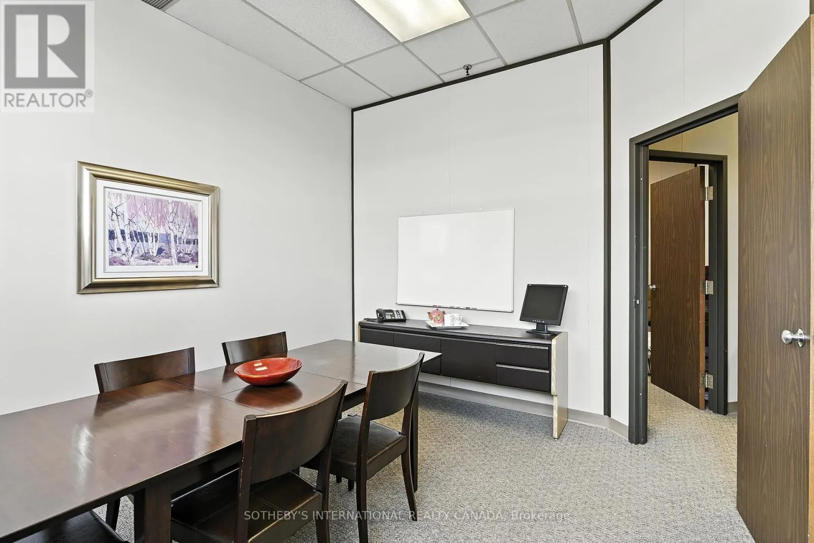 101 - 50 RICHMOND STREET E