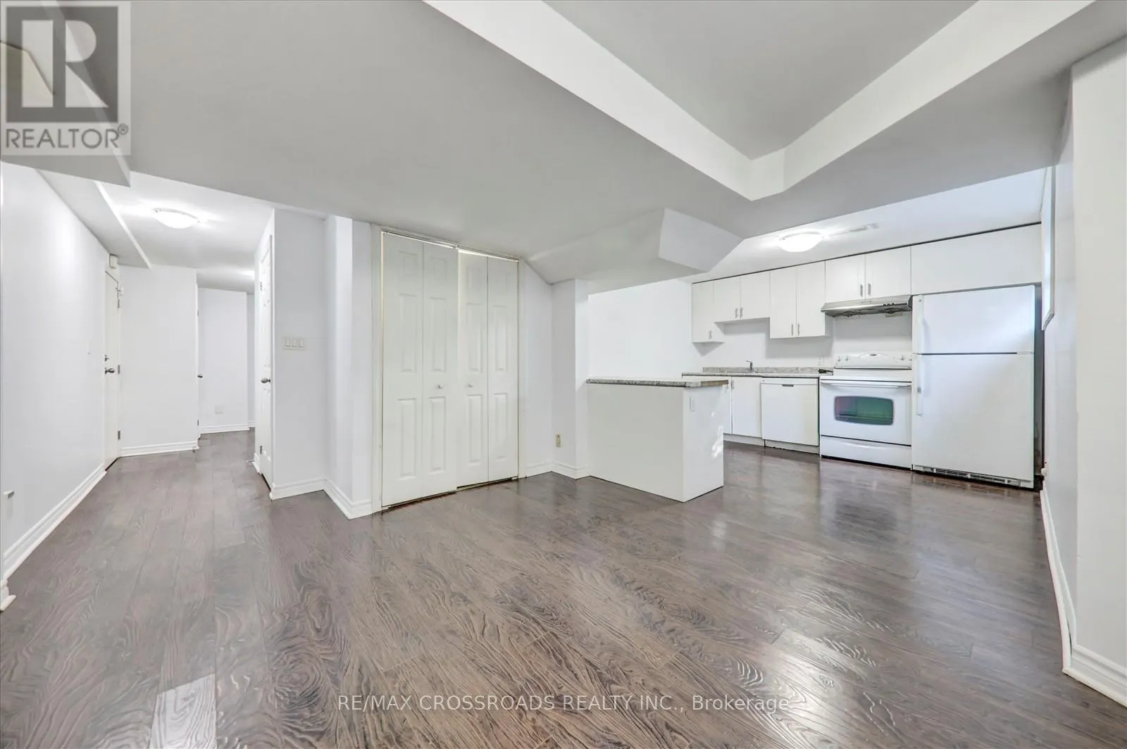 3993 ELLESMERE ROAD