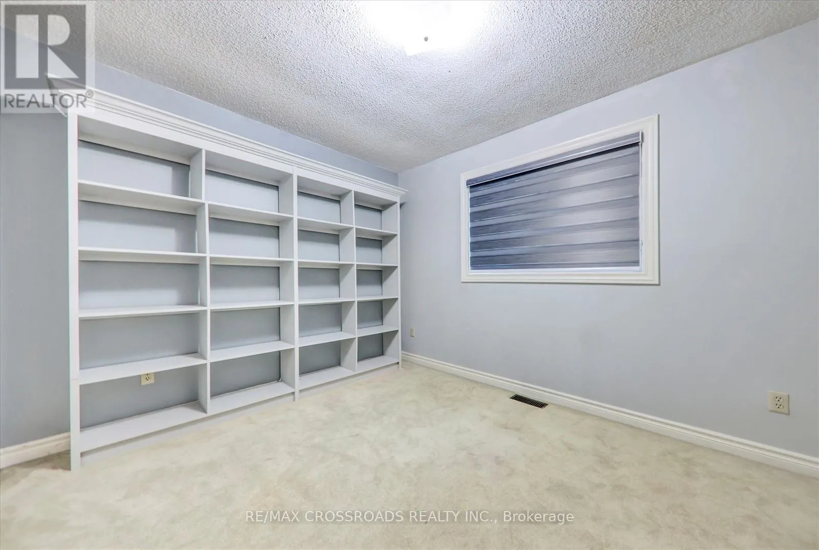 3993 ELLESMERE ROAD