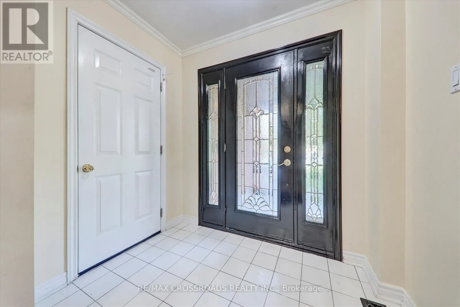3993 ELLESMERE ROAD
