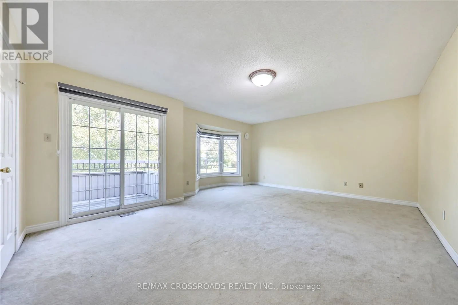 3993 ELLESMERE ROAD