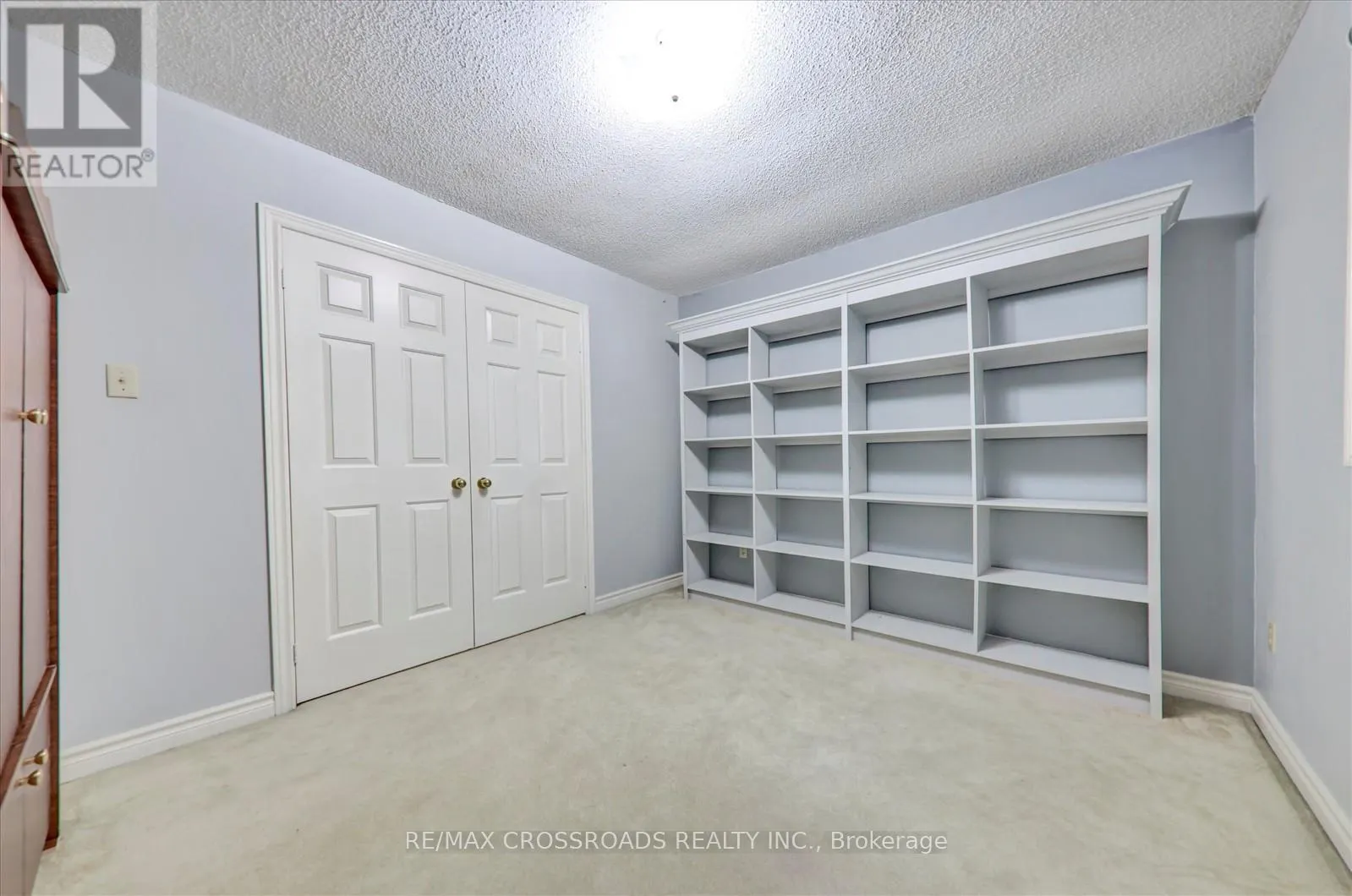 3993 ELLESMERE ROAD