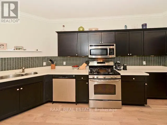 318 RIVERDALE AVENUE