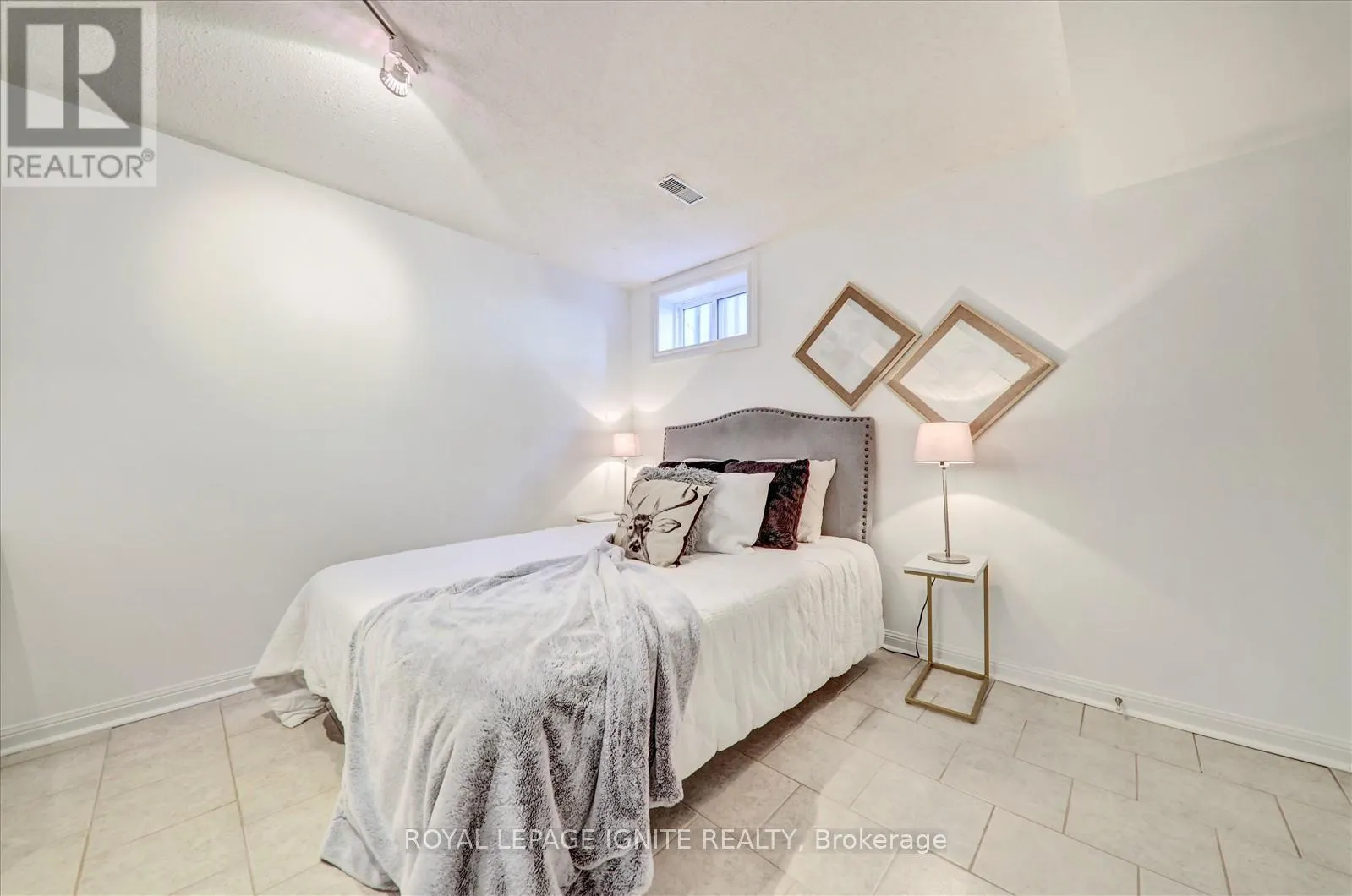 41 - 1345 ALTONA ROAD