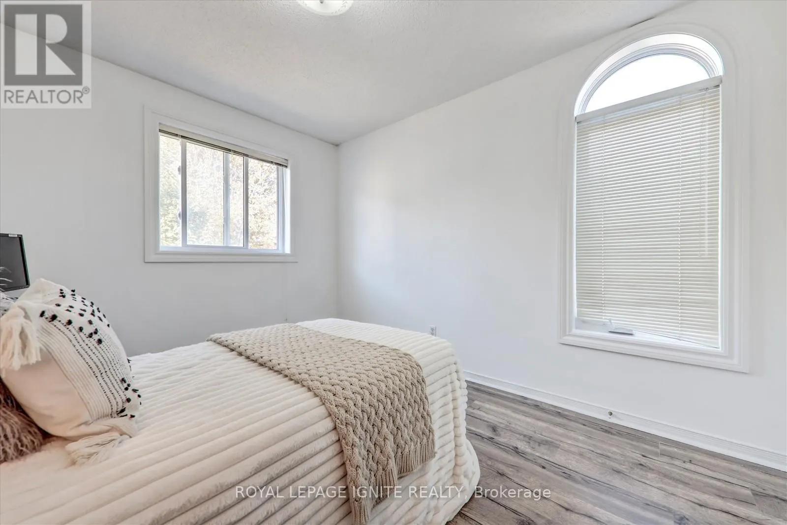 41 - 1345 ALTONA ROAD