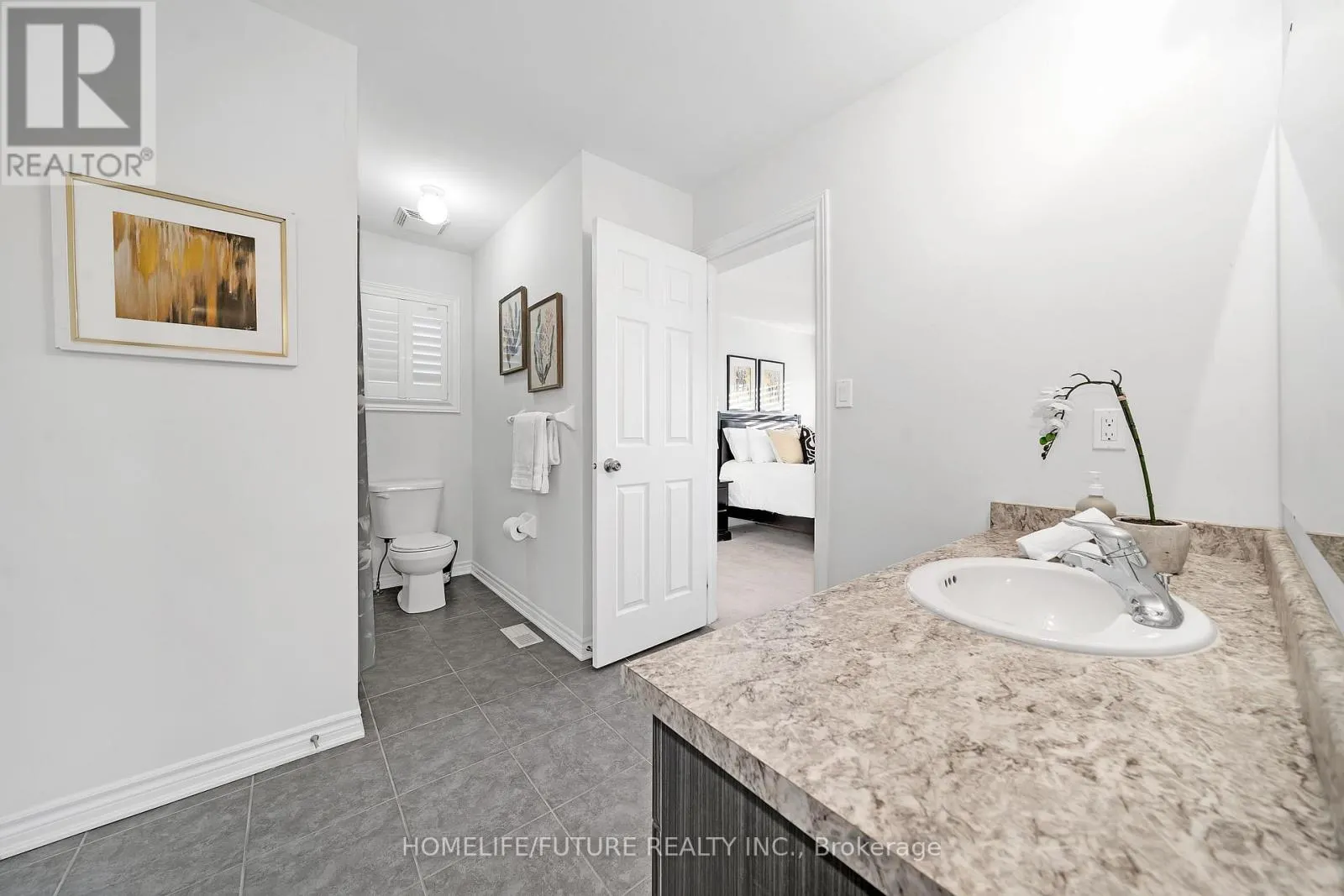 2557 BRIDLE ROAD