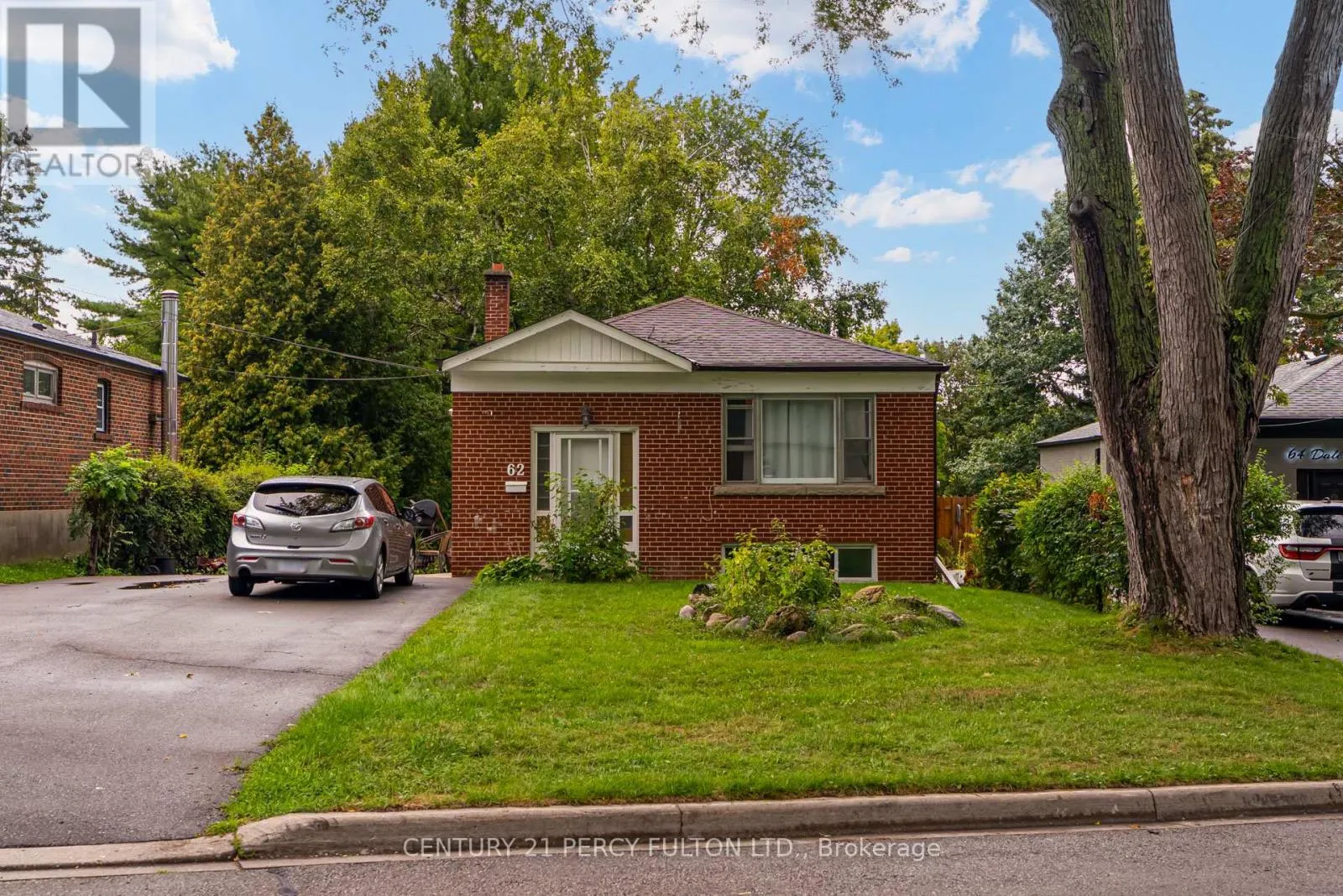 LOWER - 62 DALE AVENUE