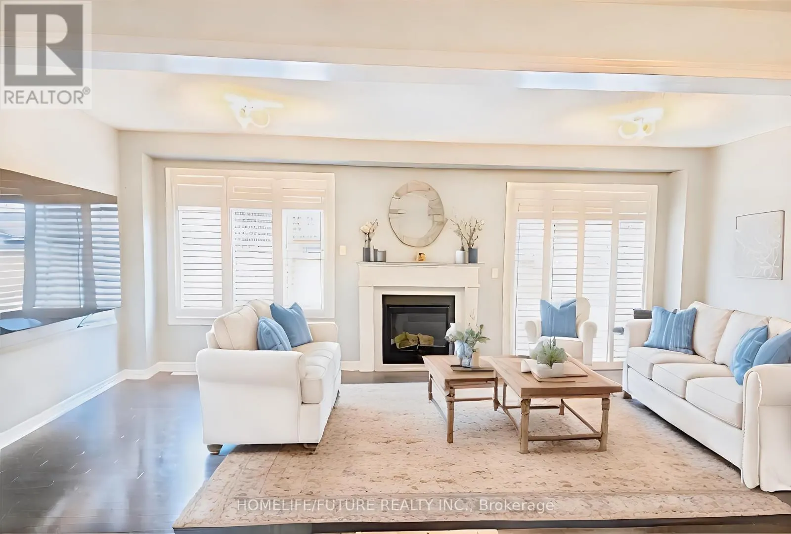 2426 HIBISCUS DRIVE