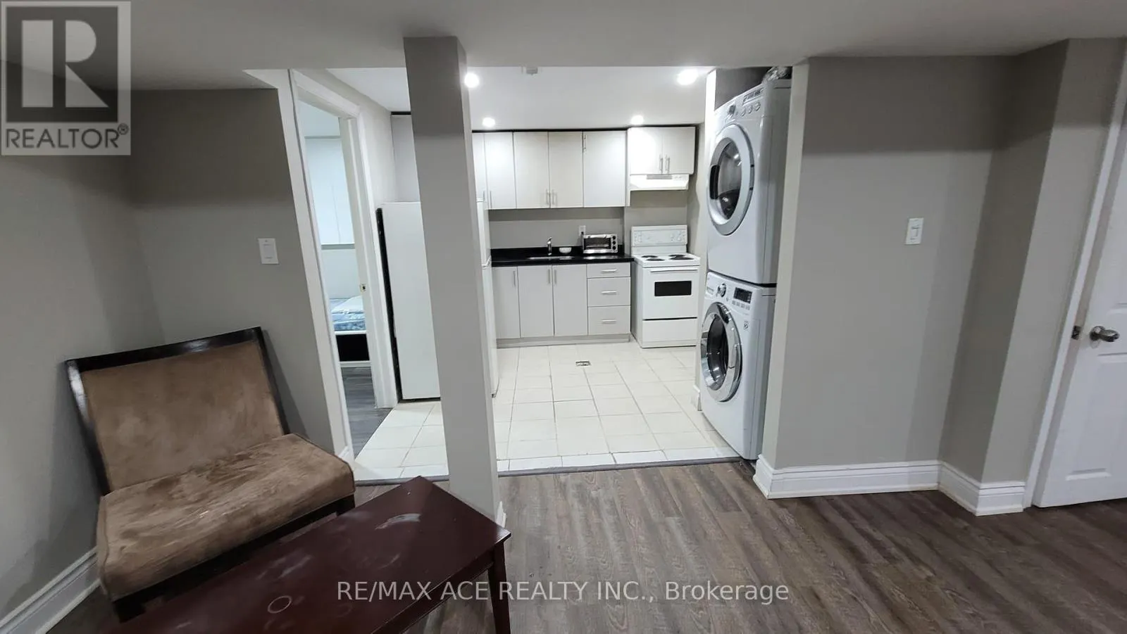 BSMT - 518 ANNAPOLIS AVENUE