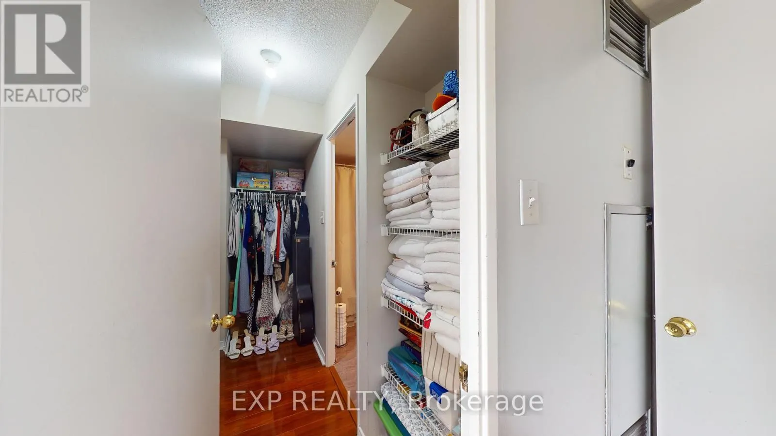 712 - 330 MCCOWAN ROAD