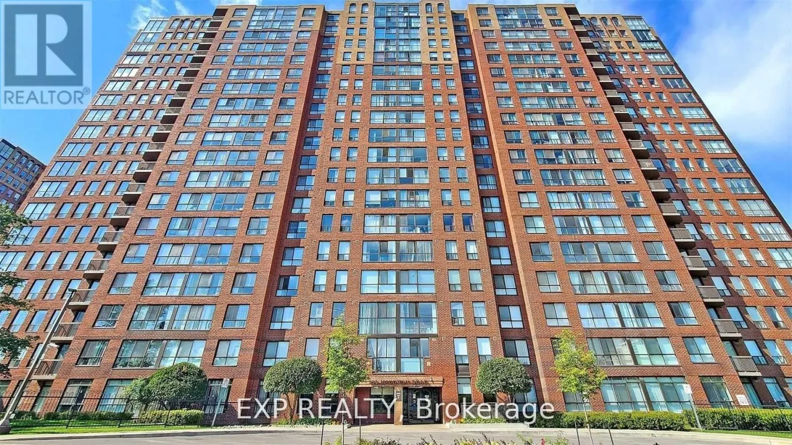712 - 330 MCCOWAN ROAD