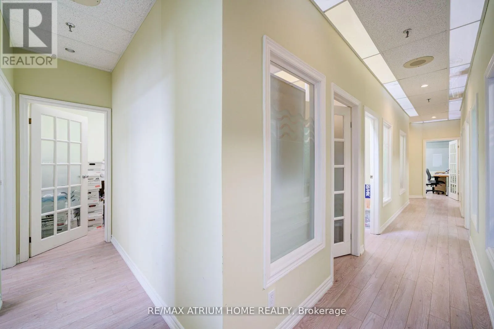 7 & 8 - 3390 MIDLAND AVENUE