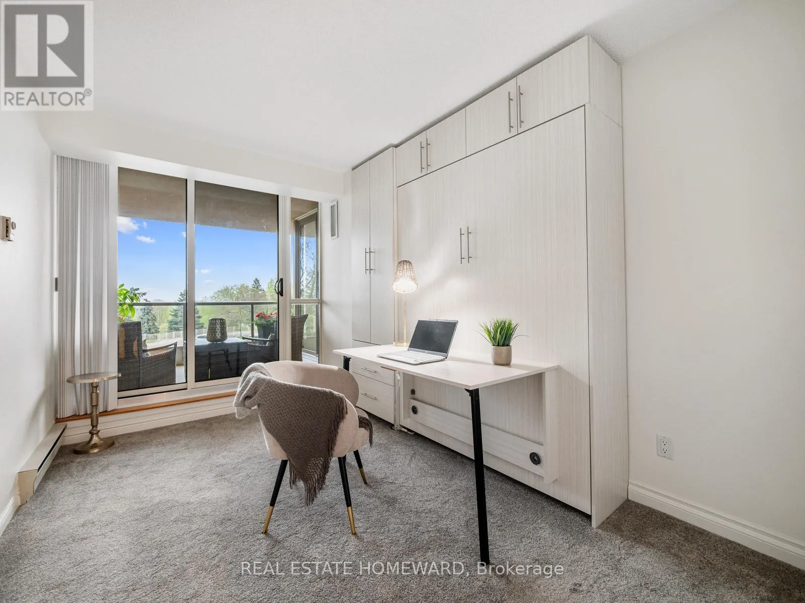 311 - 20 GUILDWOOD PARKWAY