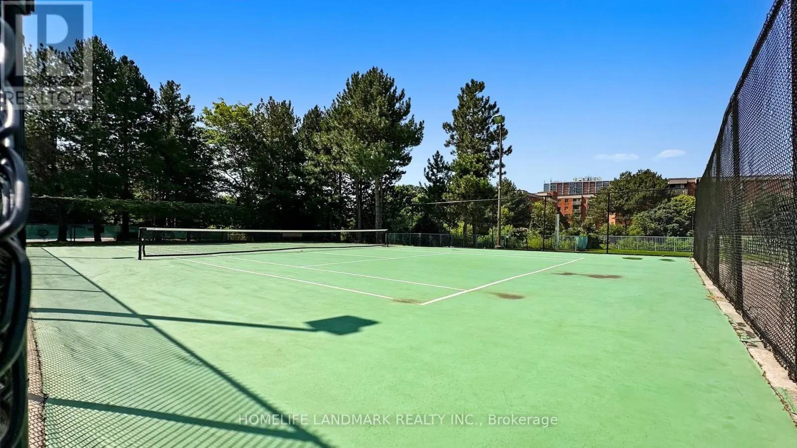 703 - 4725 SHEPPARD AVENUE E