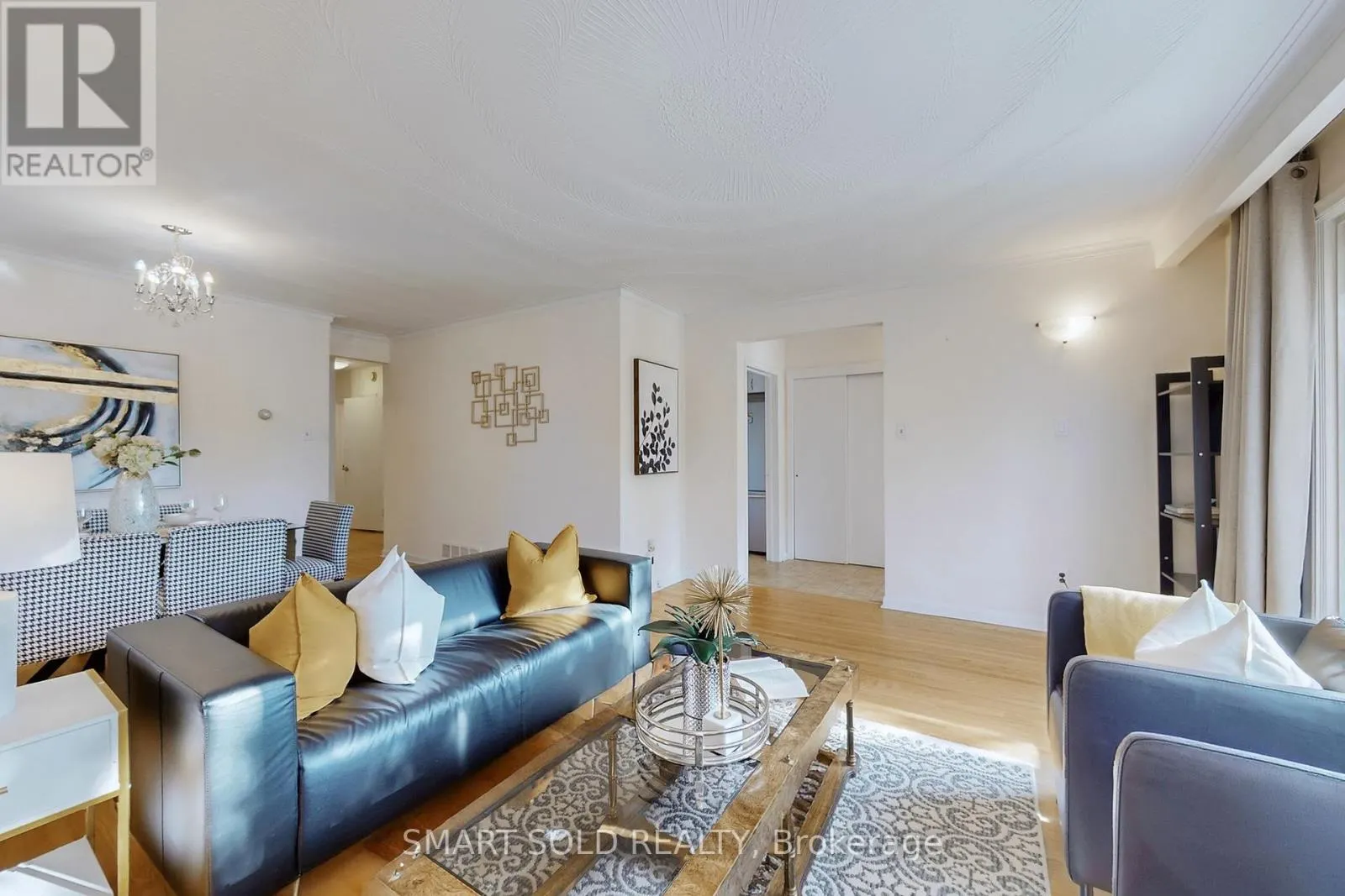 21 SUNMOUNT ROAD