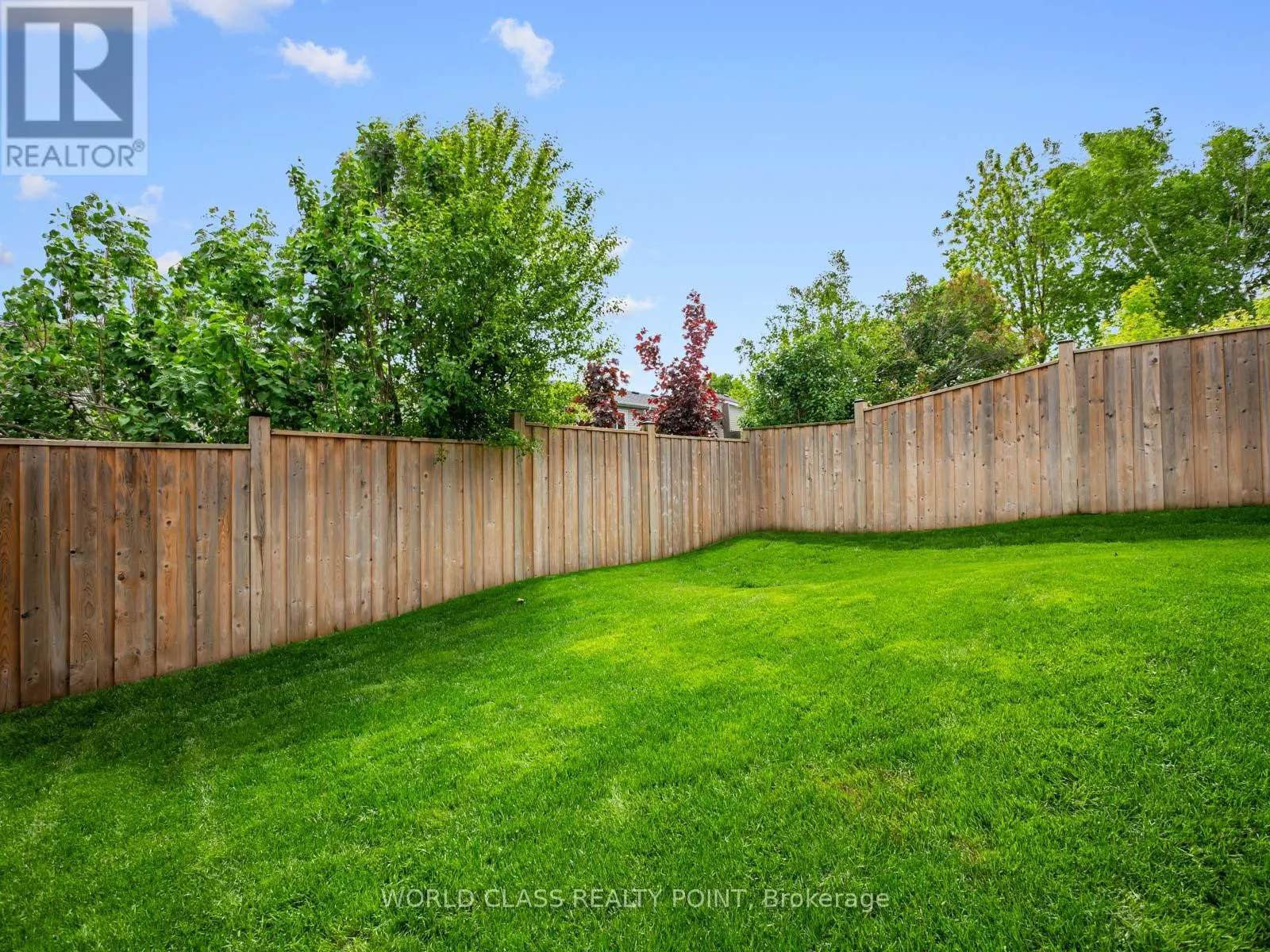 4 - 35 HANNING COURT