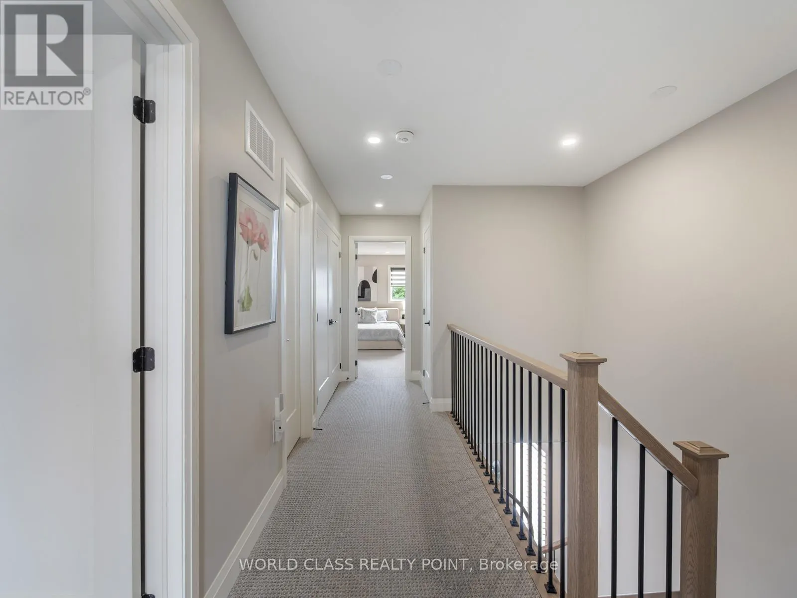 4 - 35 HANNING COURT