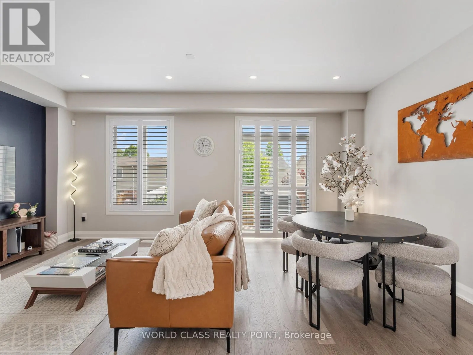 4 - 35 HANNING COURT