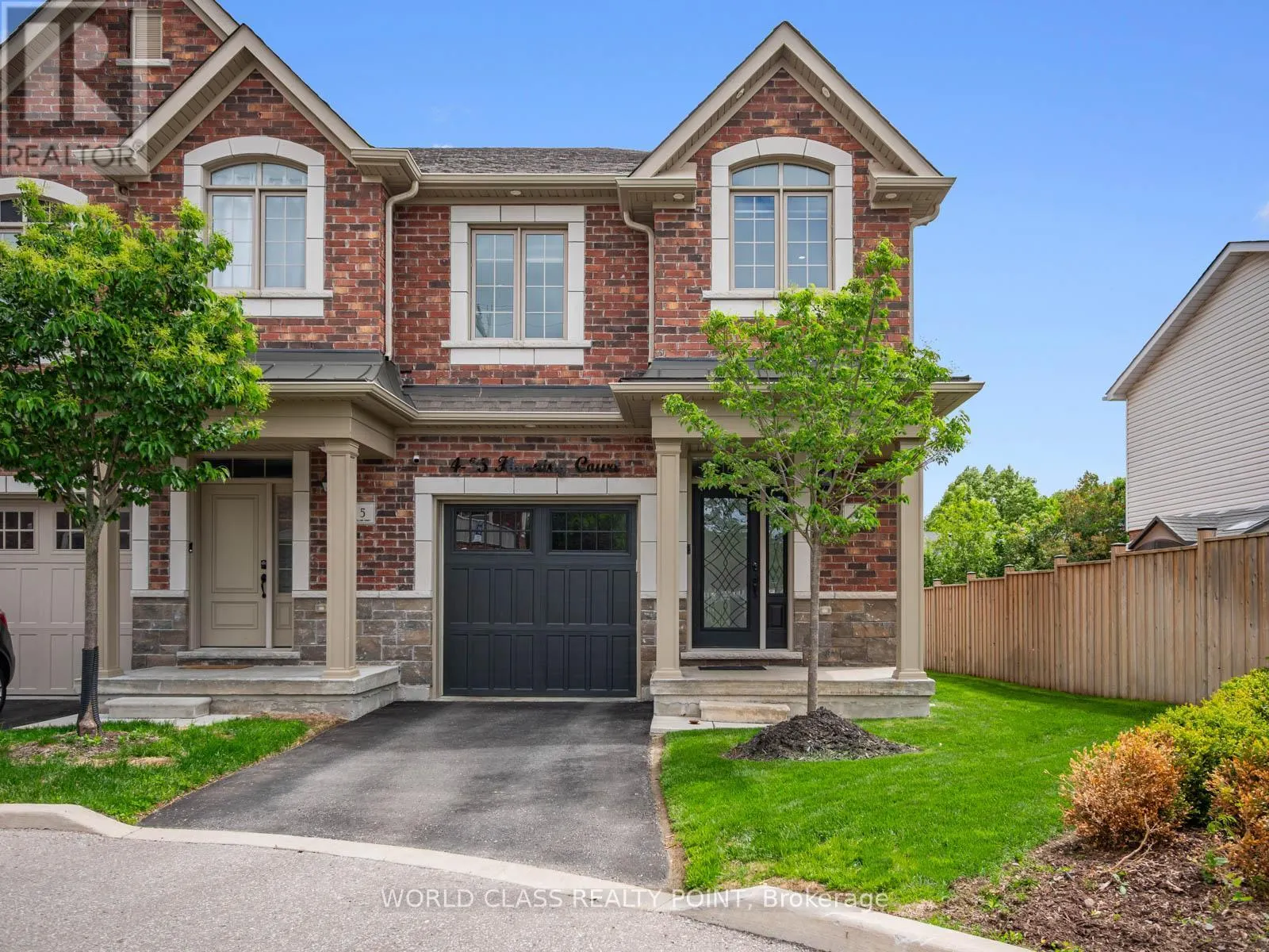4 - 35 HANNING COURT