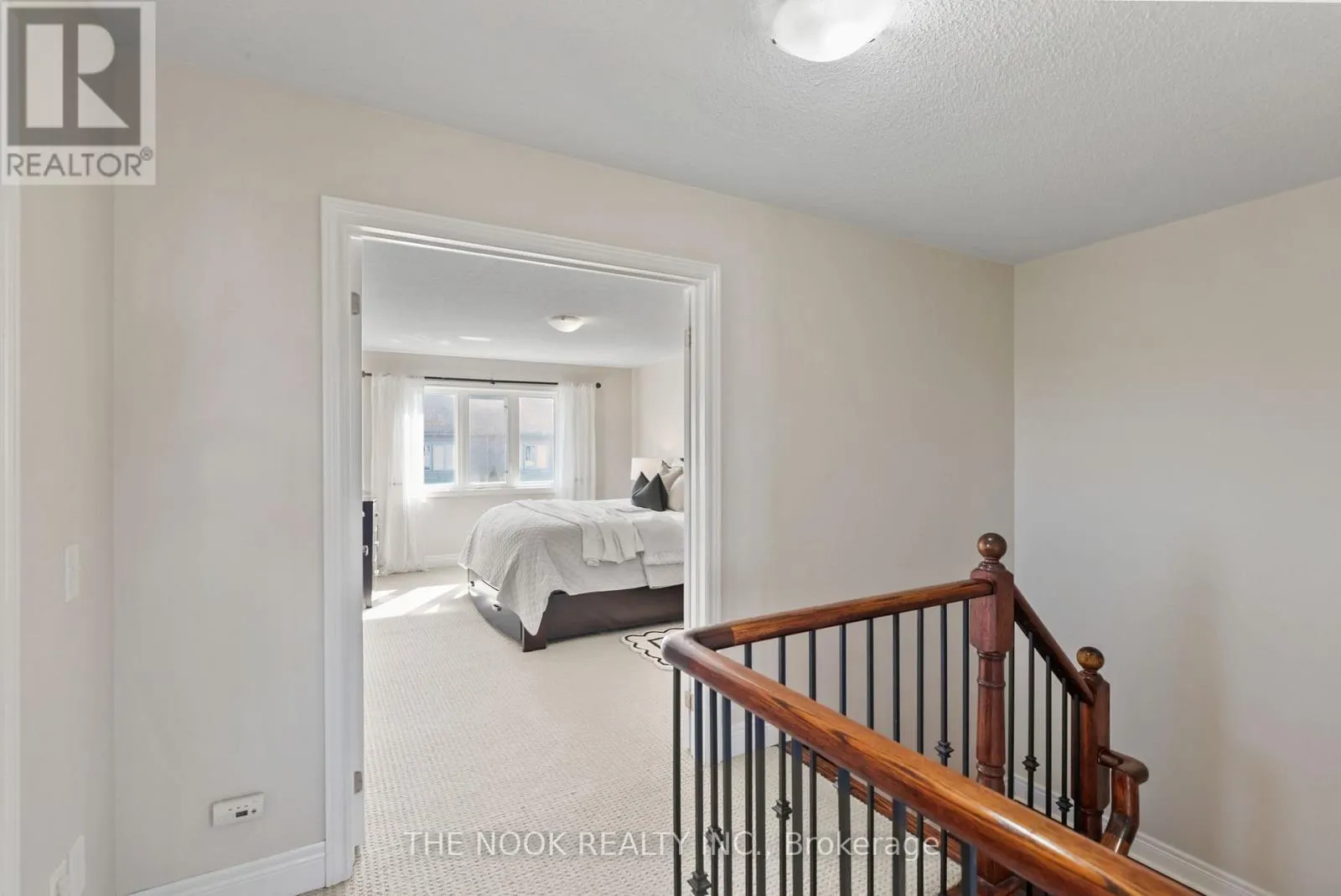 93 DEWELL CRESCENT