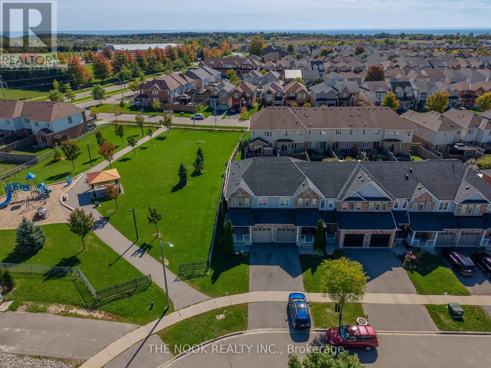 93 DEWELL CRESCENT