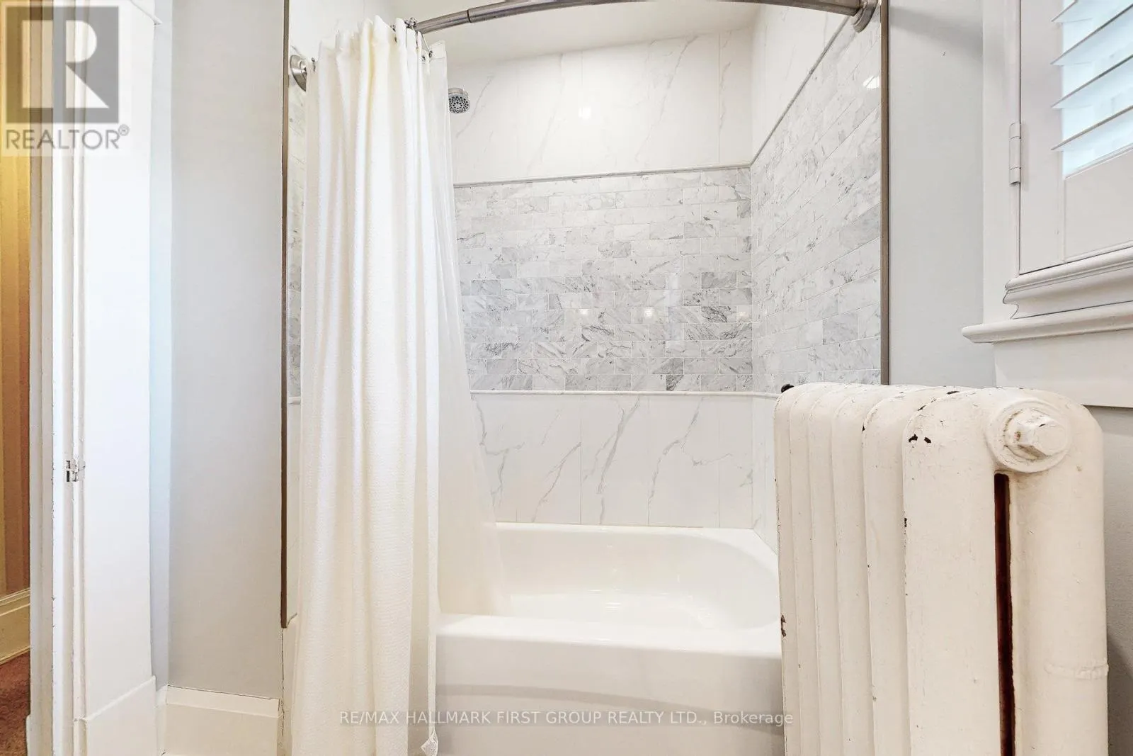 481 SIMCOE STREET N