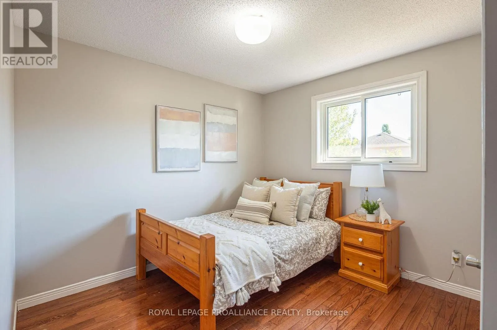7 FIELDCREST AVENUE