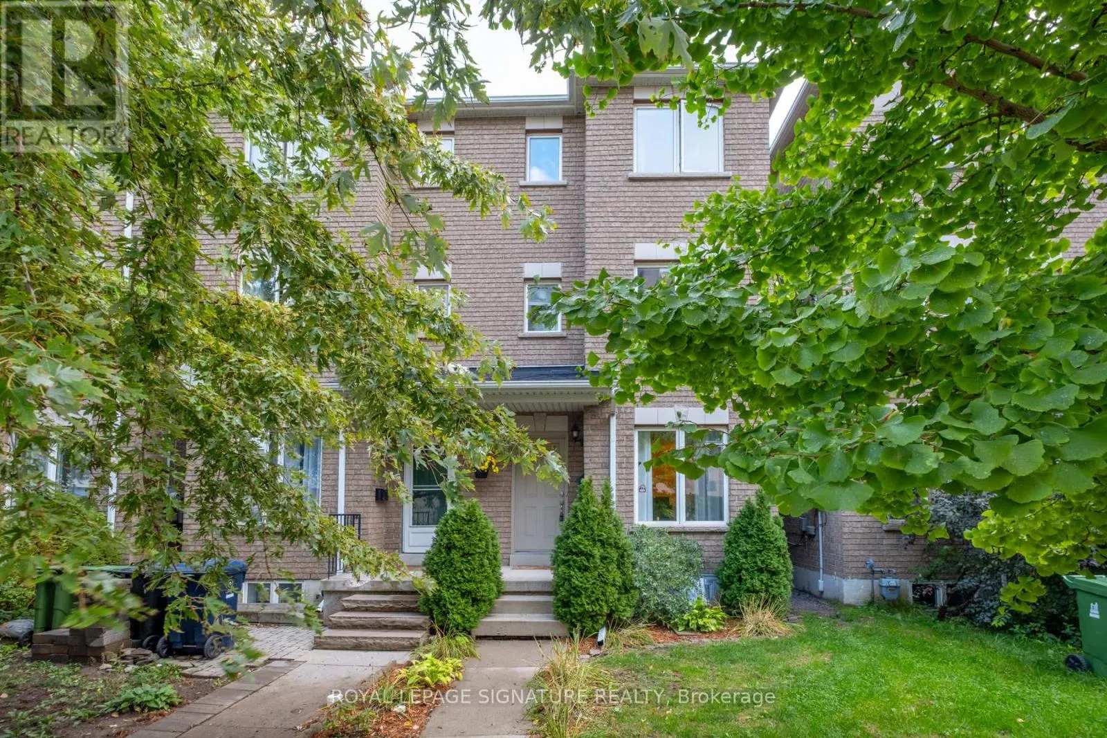 21 TRENT AVENUE