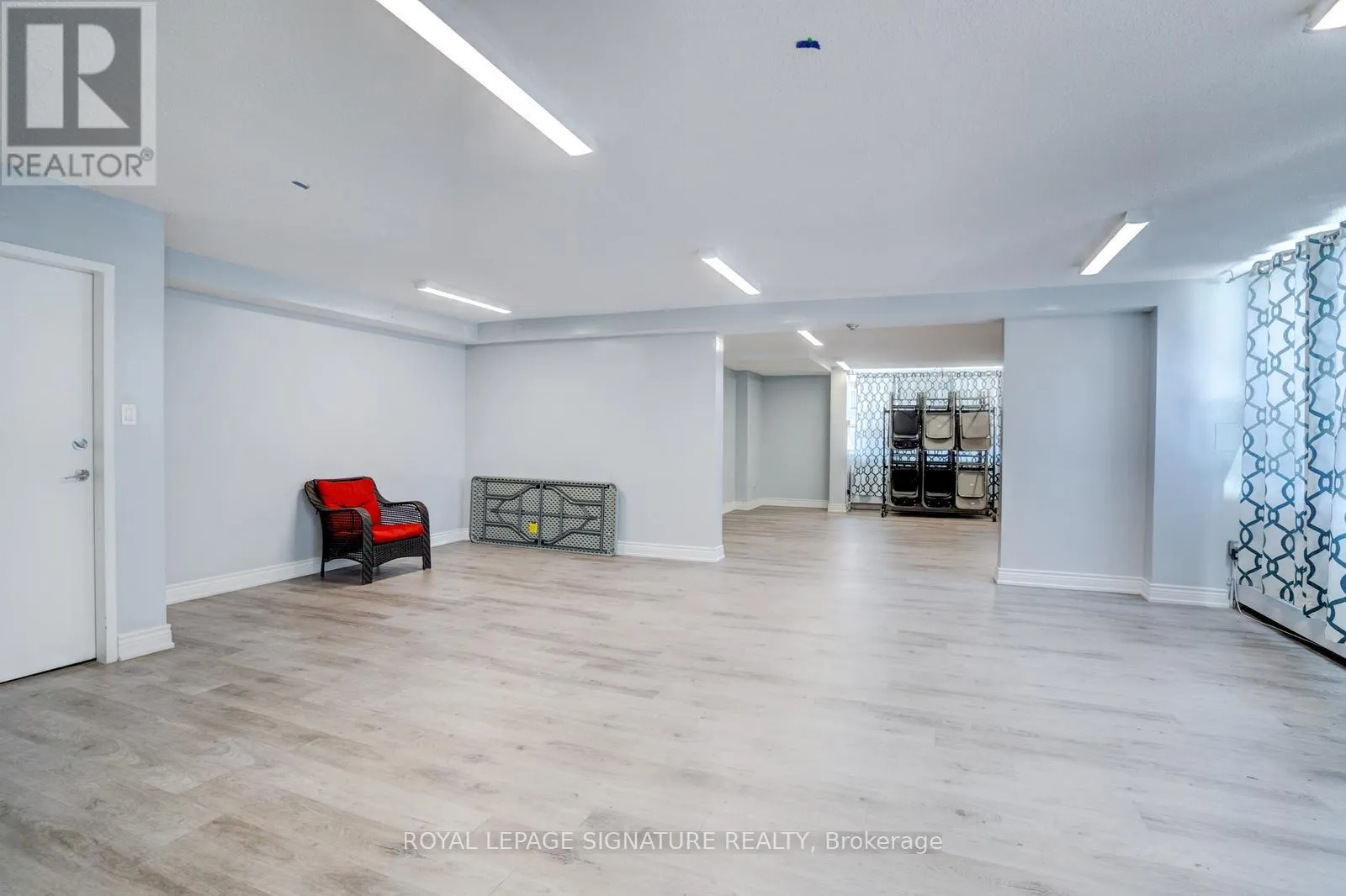 721 - 180 MARKHAM ROAD
