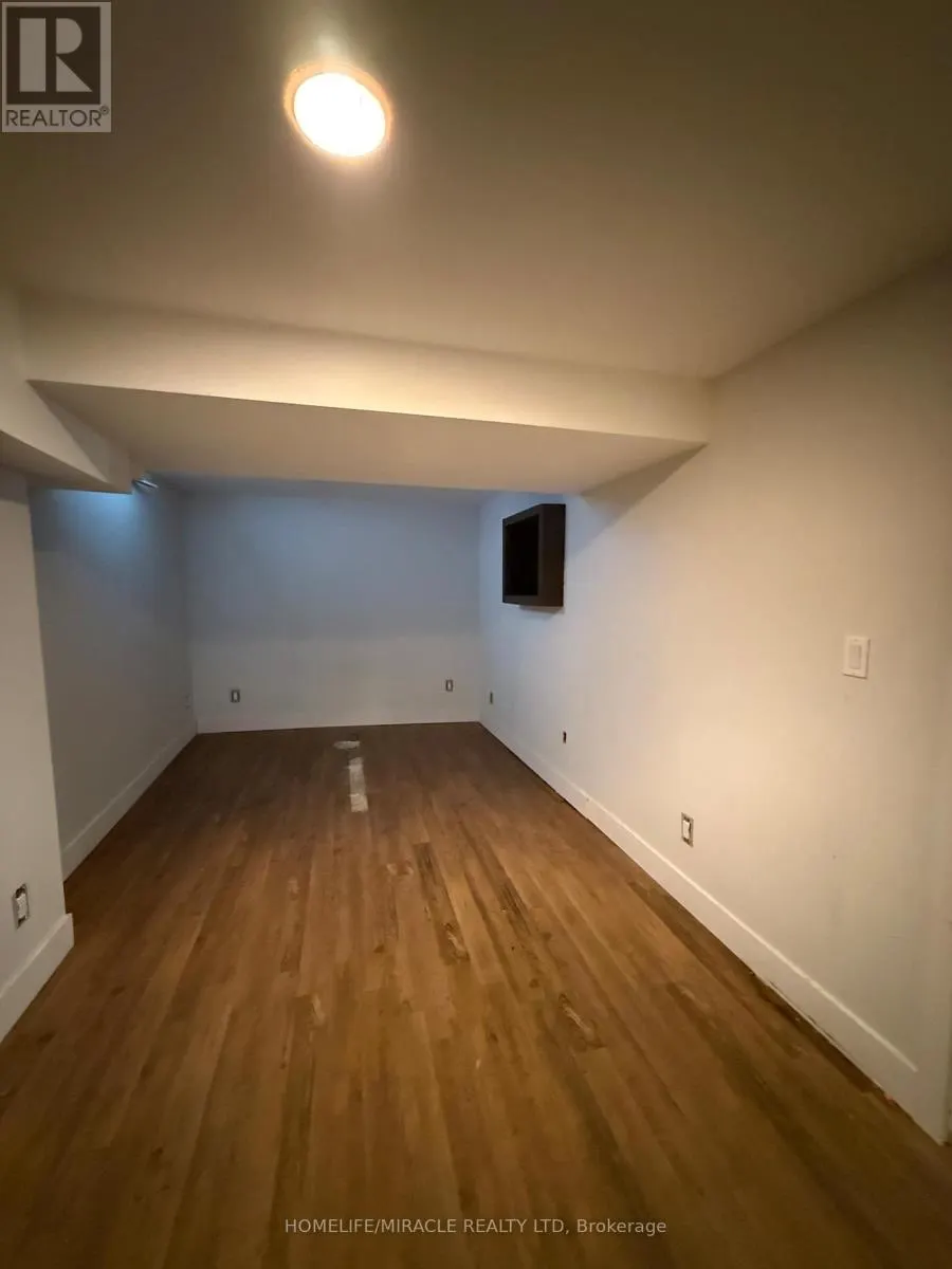 580 DAYLIGHT CRESCENT