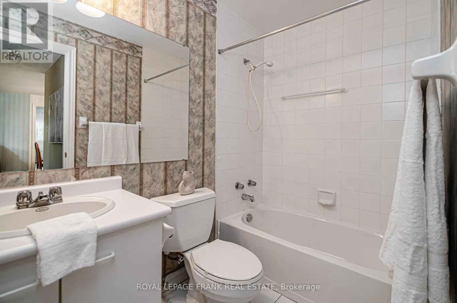 314 - 191 LAKE DRIVEWAY WAY W, #314